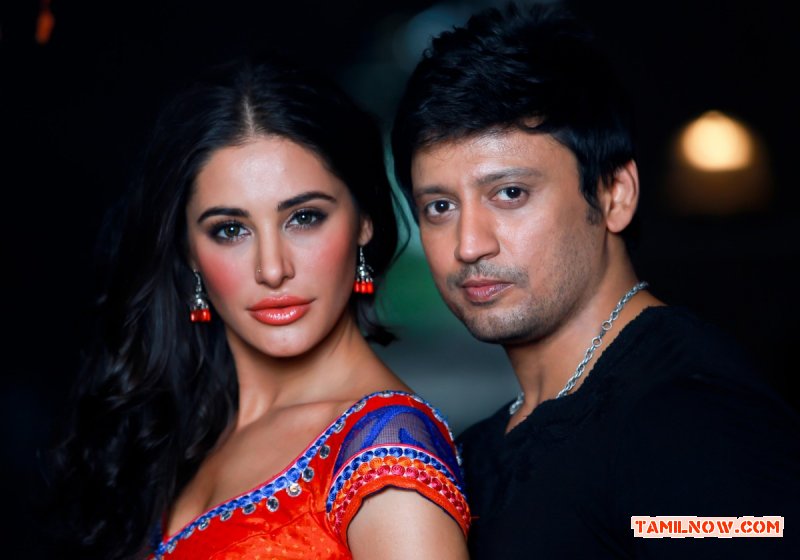 Nargis Fakhri Prashanth In Saahasam Movie 85