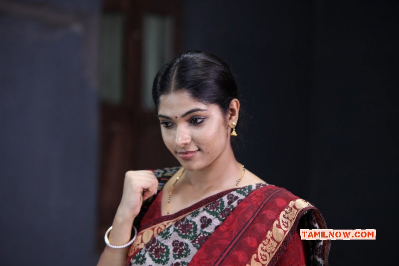 Galleries Sagunthalavin Kadhalan Movie 6041