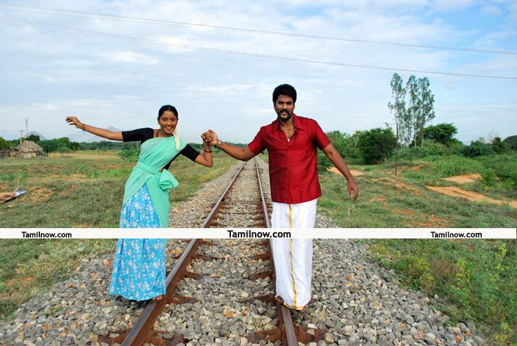 Senkathu Boomiyile Movie Still 11