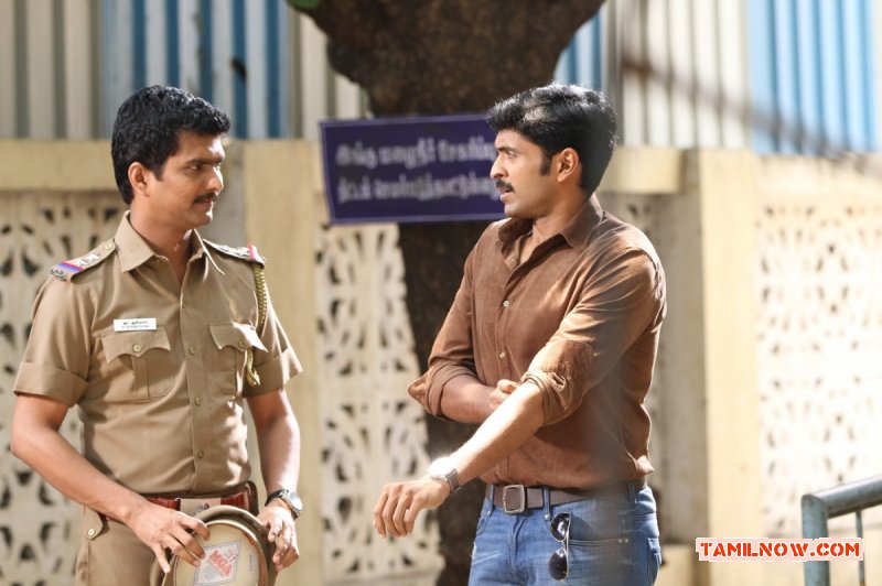 Movie Sigaram Thodu 5889