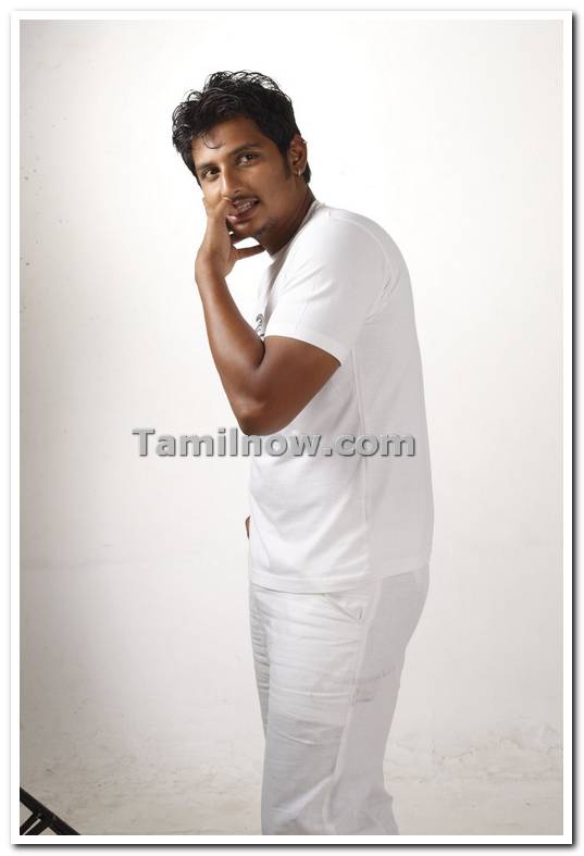 Jeeva Stills 3