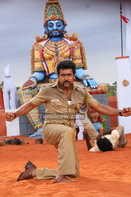 Surya Photo From Singam 1