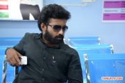 Tamil Movie Tamilukku En Ondrai Aluthavum 8014