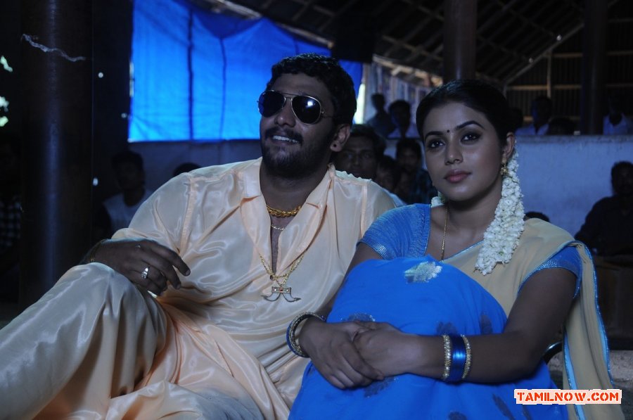 Arulnidhi And Poorna In Thagararu 561