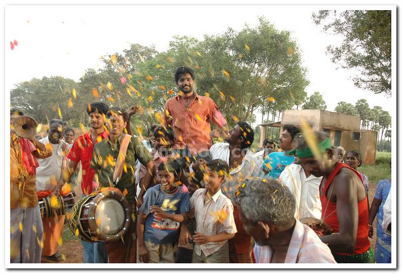 Aaditya Anbu And Farmers 1