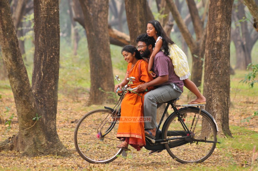 Tamil Movie Thangameengal Stills 4520