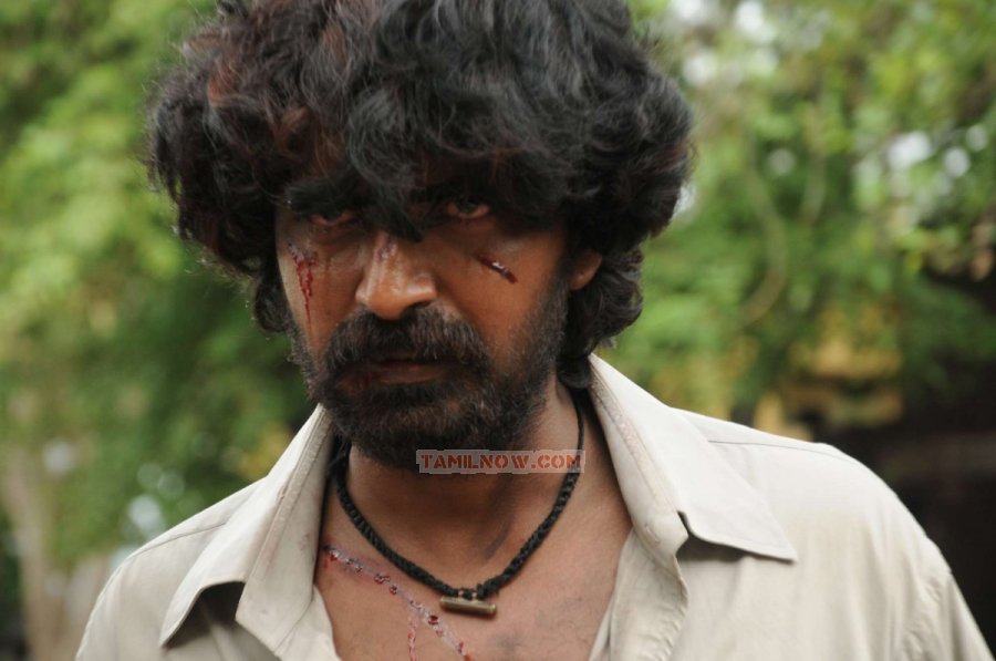 Thee Kulikkum Pachay Maram 2717