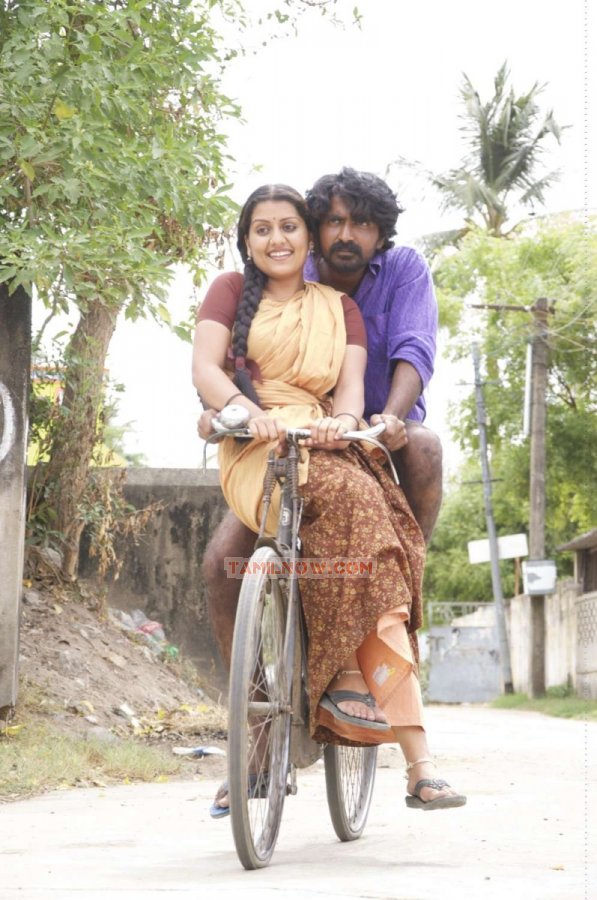 Thee Kulikkum Pachay Maram 7612