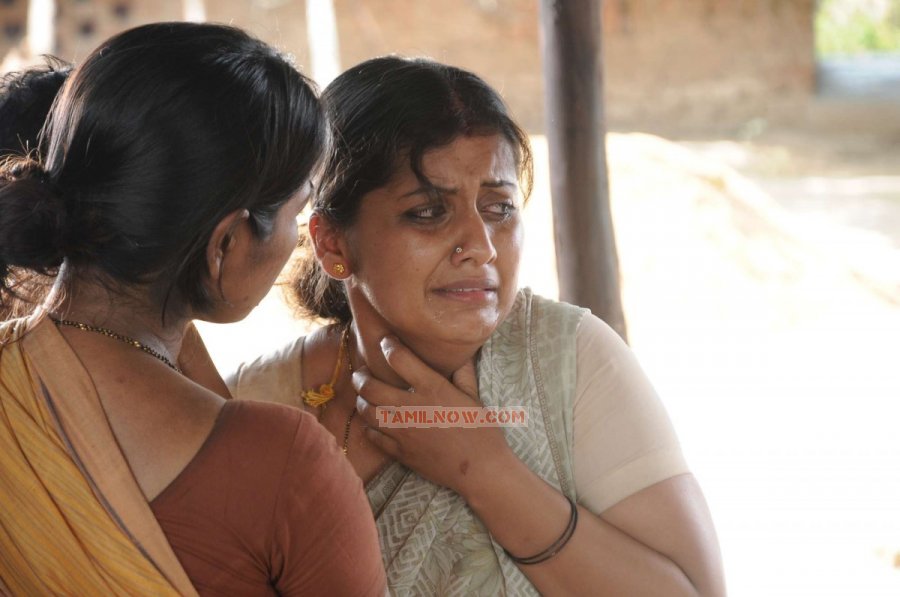 Thee Kulikkum Pachay Maram 7882