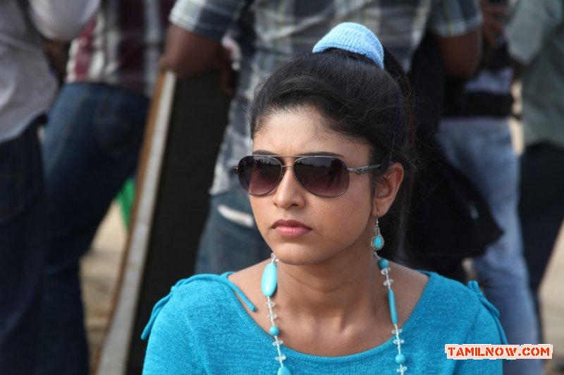 Rasna In Theriyama Unnai Kadhalichitten Movie 791