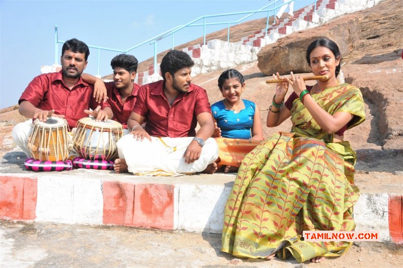 Latest Pic Thirupathi Samy Kudumbam Tamil Film 428