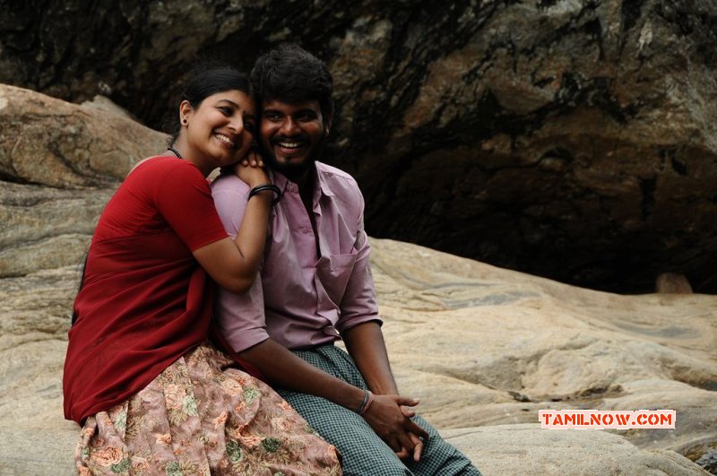 Wallpaper Film Thoppi 2732