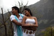Thulli Ezhunthathu Kadhal Photo 830