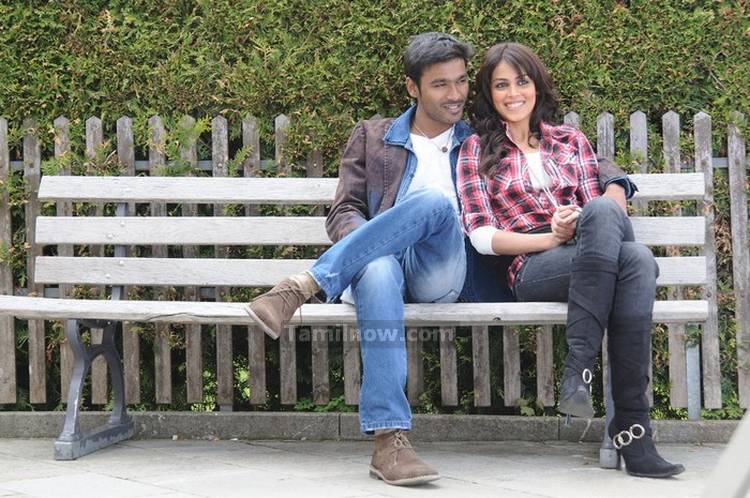 Dhanush Genelia Still 1