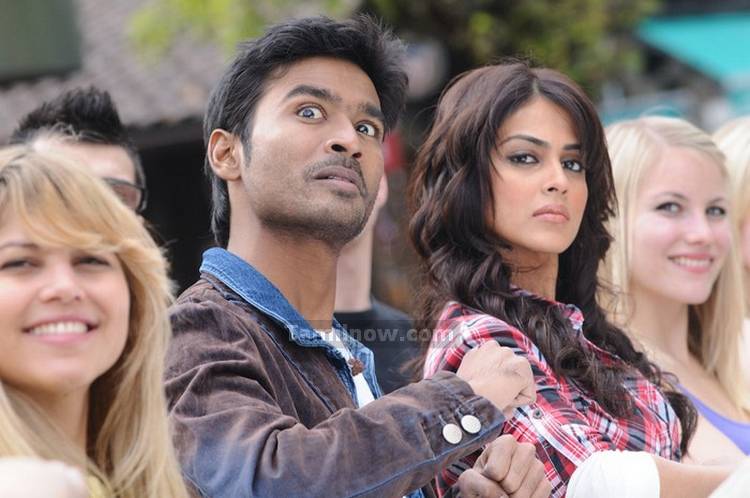 Dhanush Genelia Still 5