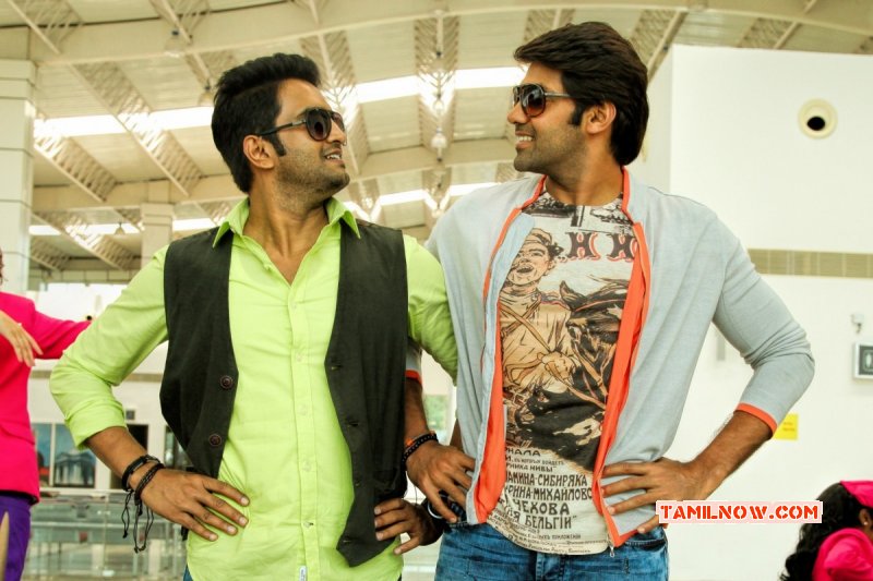 Cinema Pic Arya Santhanam In Vsop 337