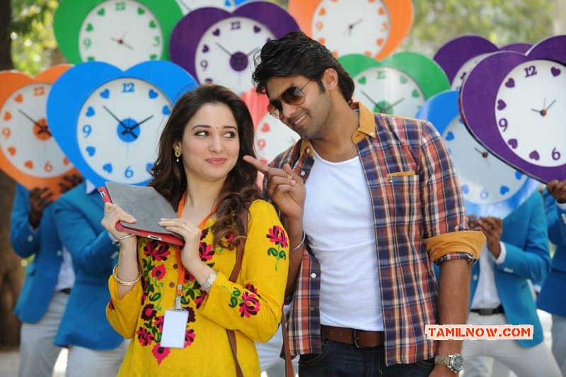 Movie Wallpaper Tamanna Arya In Vsop 802