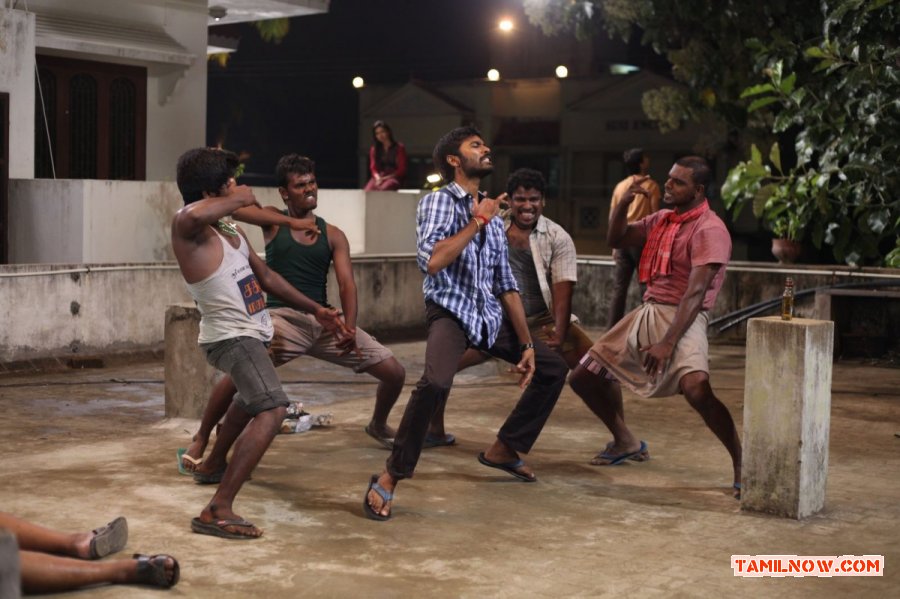 Tamil Movie Velai Illa Pattathari Photos 6480
