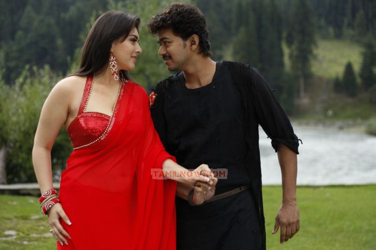 Hansika Motwani And Vijay Velayudham Pic 440