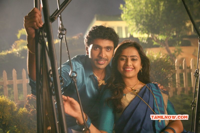 Tamil Cinema Vellaikara Durai 2014 Still 8970