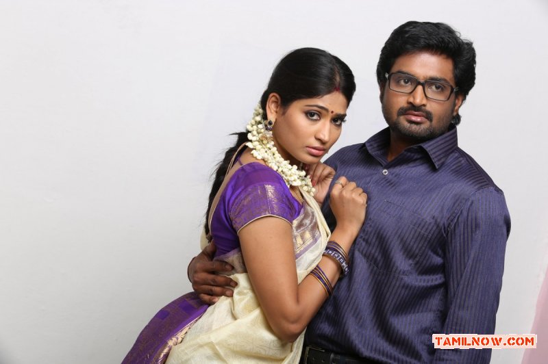 Senthil Vijayalakshmi In Movie Vennila Veedu 197