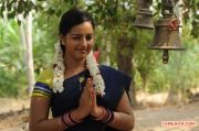 Malavika Menon In Vethu Vettu Film 569