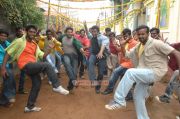 Arya And Madhavan Dancing In Vettai 562