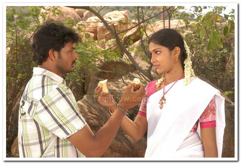 Sathish Amala Paul Still 4