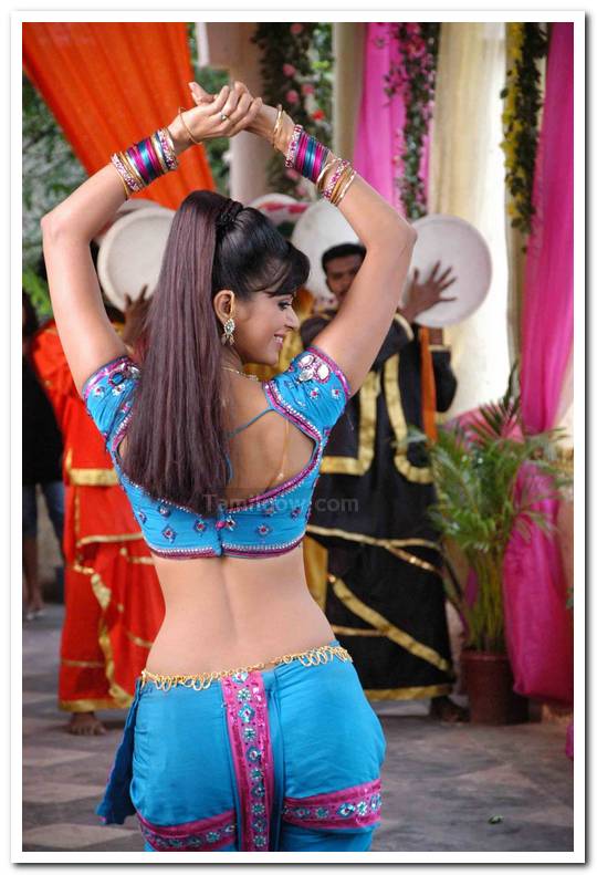 Meenakshi Dixit 1