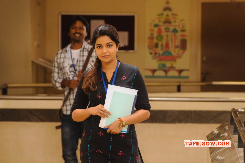 Film Kreshna Swathi Reddy In Yaakkai 519