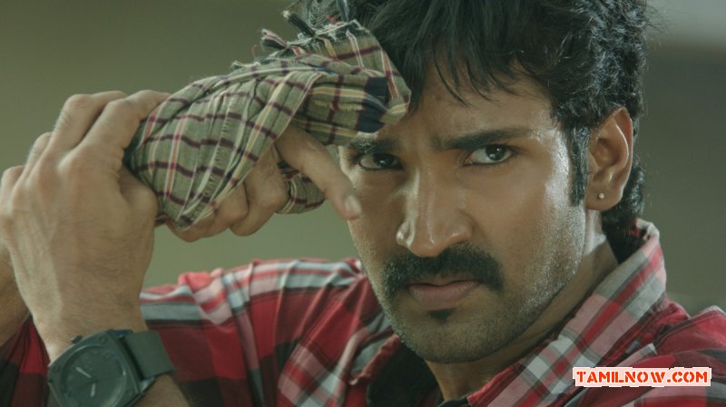 Yagavarayinum Naa Kaakka Stills 3780