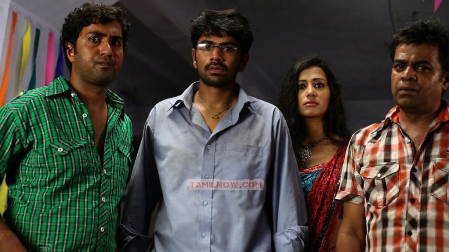 Yarukku Theriyum 5694