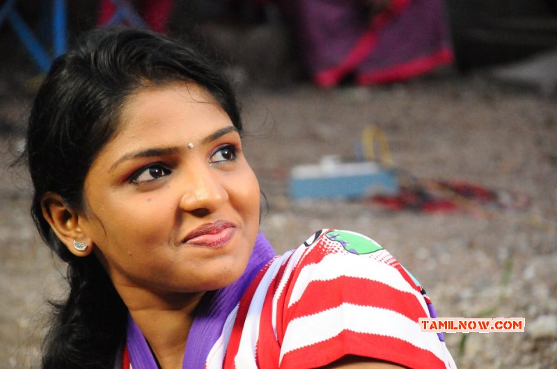Apr 2015 Still Tamil Movie Yokkiyan Vaaran 836