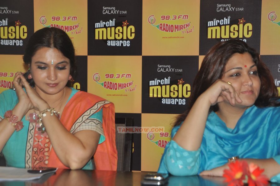 4th Annual Mirchi Music Awards Pressmeet 4458