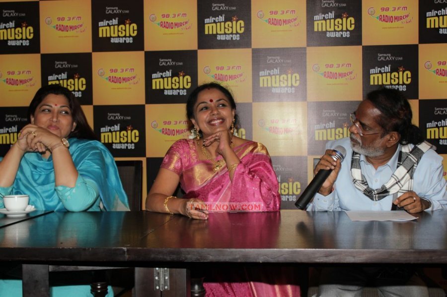 4th Annual Mirchi Music Awards Pressmeet 8059