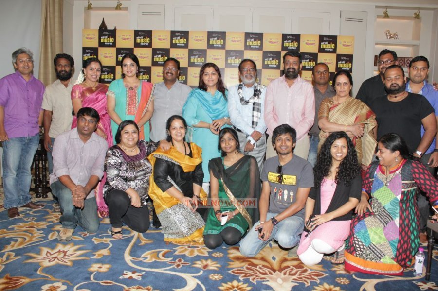 4th Annual Mirchi Music Awards Pressmeet 9883