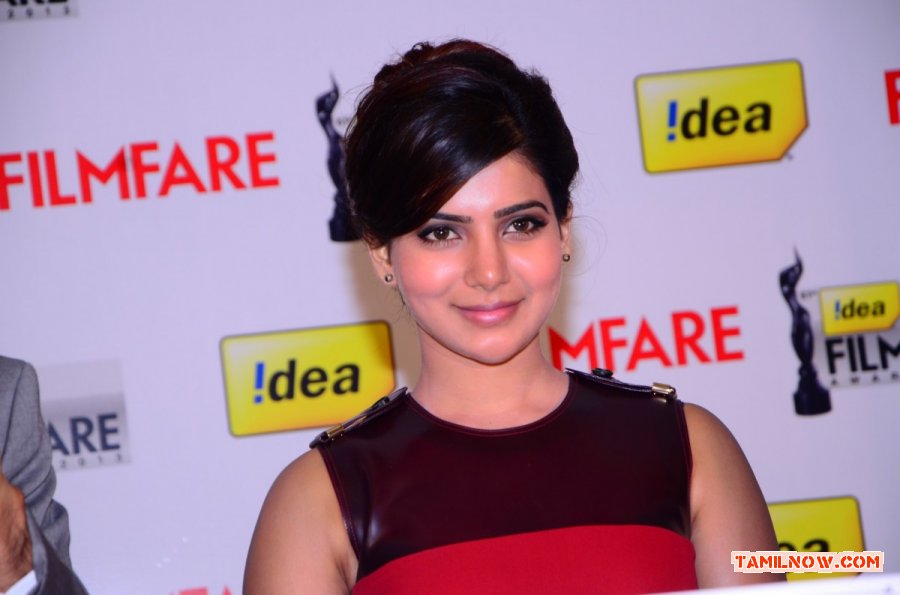 Samantha At Press Conference 480