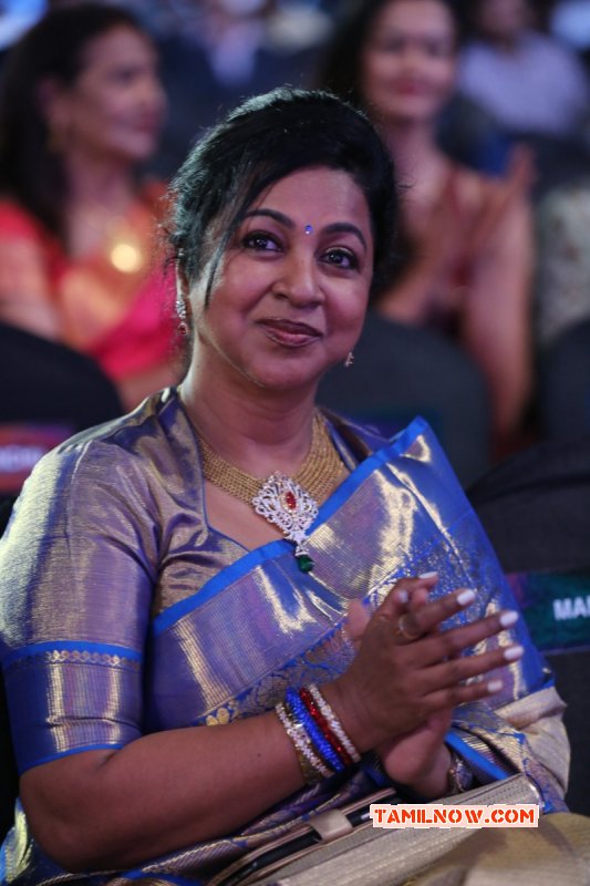 Radhika Sarathkumar At 62nd Filmfare Awards 902