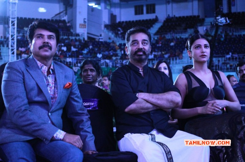 Recent Photo 62 Filmfare Awards South 2015 7560