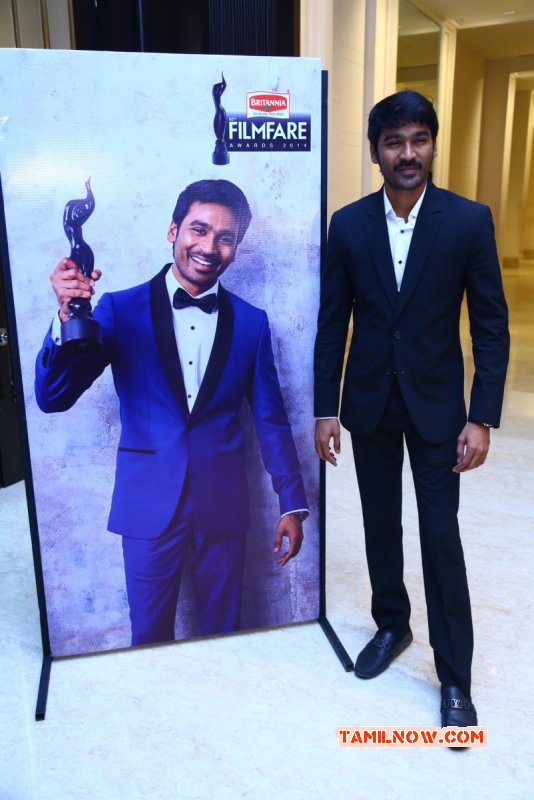 Aug 2015 Pics 62nd Britannia Filmfare South Awards Tamil Movie Event 4238