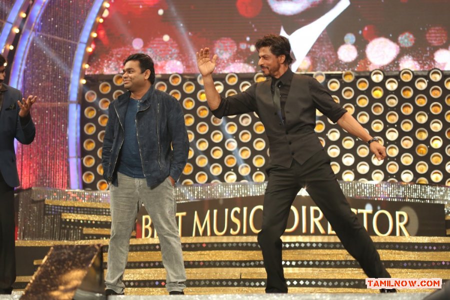 A R Rahman And Shahrukh Khan Vijay Awards 641