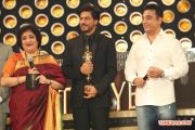 Latha Rajinikanth Shahrukh Khan Kamal Haasan At Vijay Awards 178