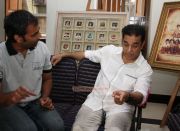 Aachariyangal Director Harshavardhan Meets Kamalhaasan 9119