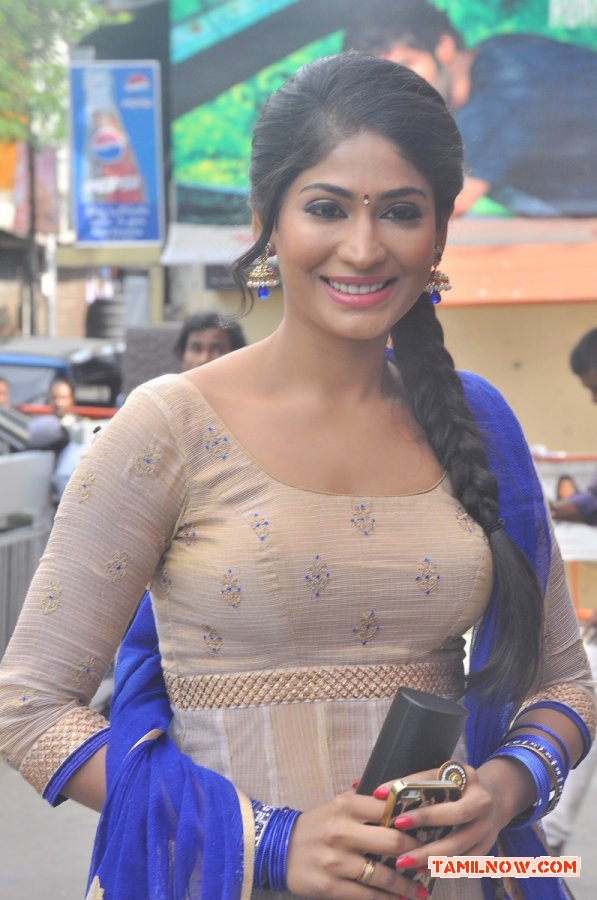 Vijayalakshmi Agathiyan 217