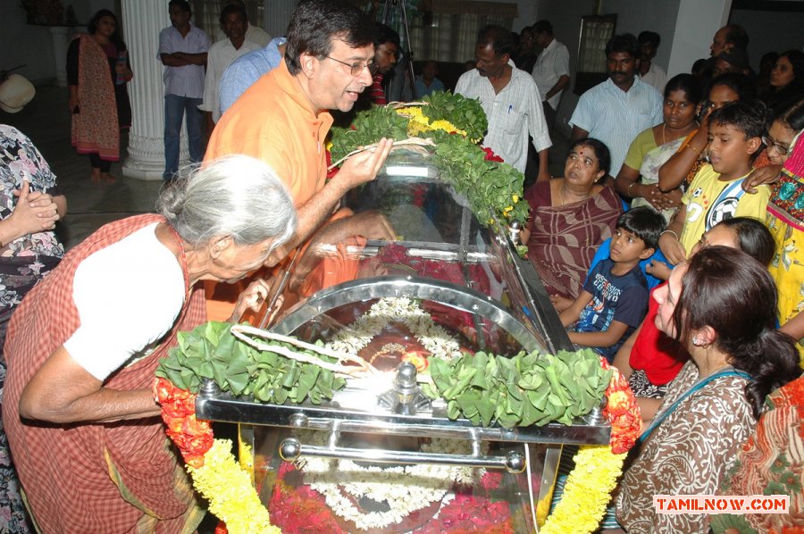 actress manjula death mystery actress manjula death mystery