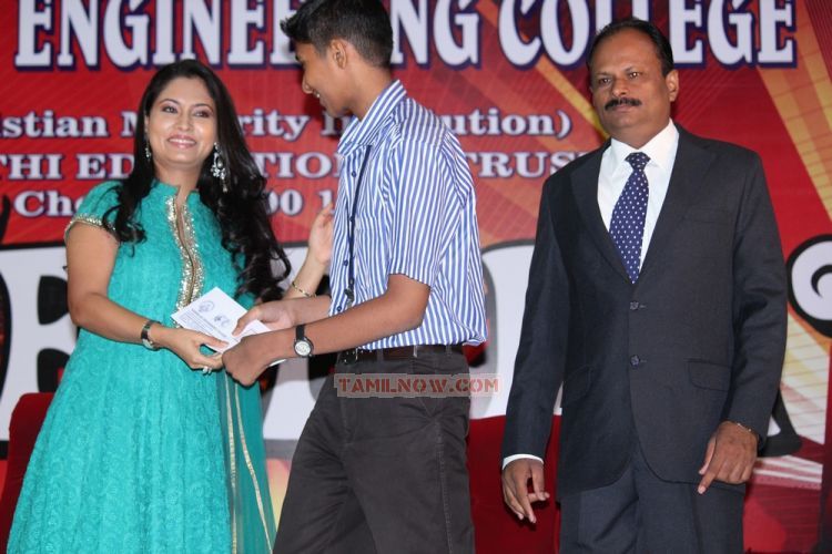 Actress Pooja In Panimalar Engineering College 9541