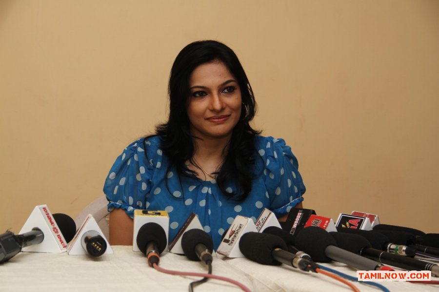 Actress Rithika Srinvas Pressmeet 5734