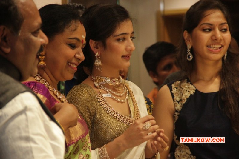 Tamil Event Akshara Haasan Launch Diamonds Showroom Image 3440