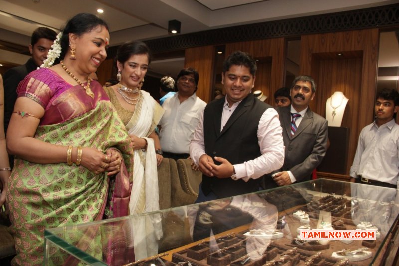 Tamil Function Akshara Haasan Launch Diamonds Showroom Recent Albums 1552