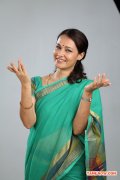 Amala Starring Uyir Mei Serial 2092